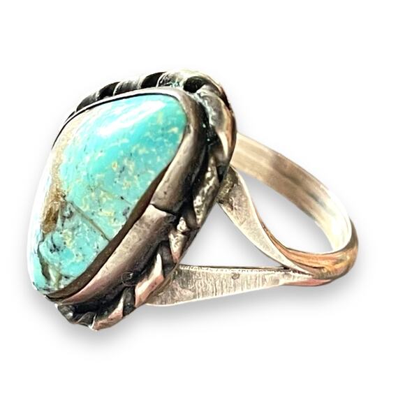 Vintage Sterling Silver Turquoise Ring sz 5 - Picture 2 of 7